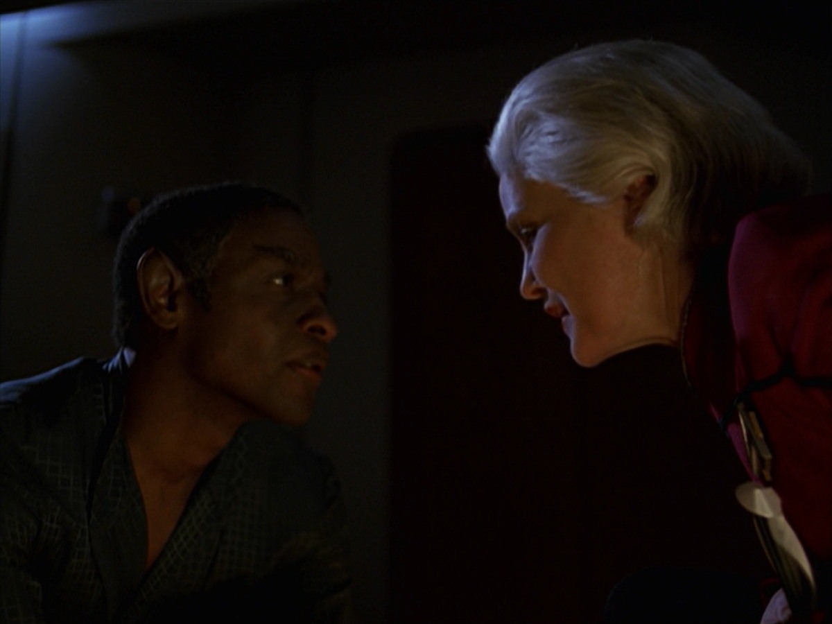 extant_StarTrek_VOY_7x25_7x26-Endgame_0790.jpg
