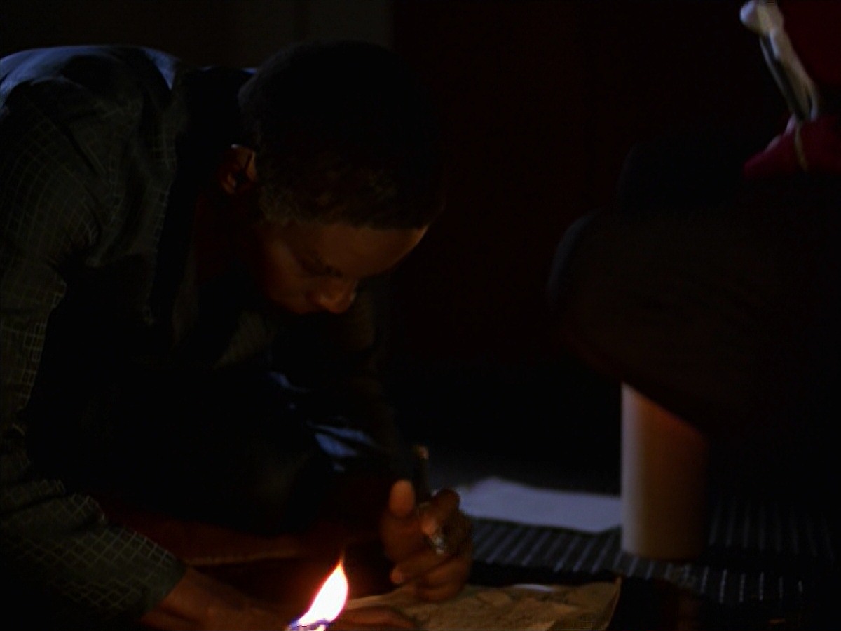 extant_StarTrek_VOY_7x25_7x26-Endgame_0812.jpg