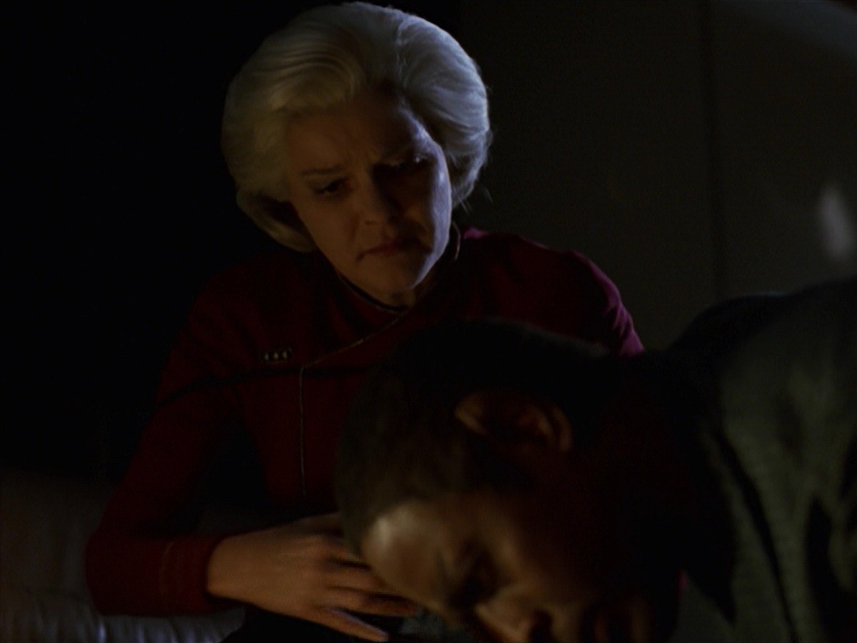 extant_StarTrek_VOY_7x25_7x26-Endgame_0932.jpg