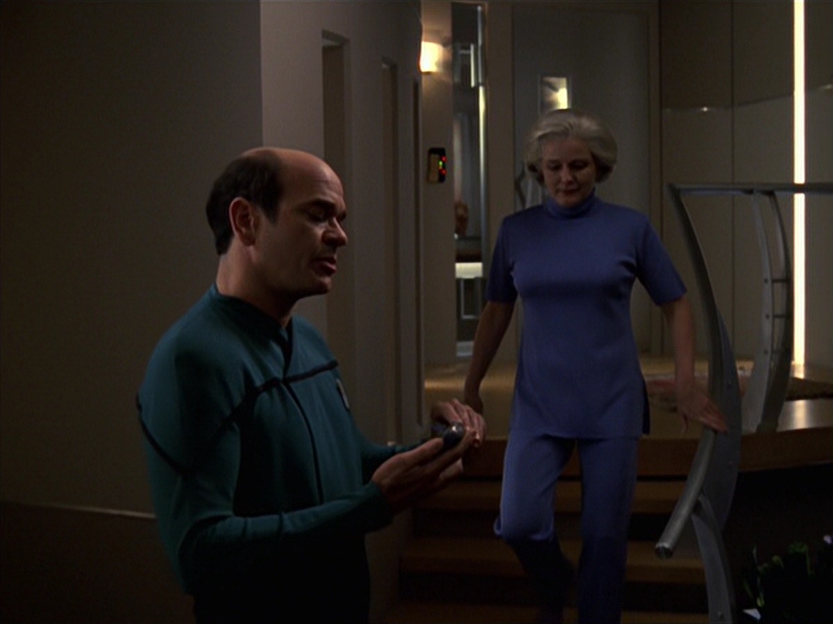 extant_StarTrek_VOY_7x25_7x26-Endgame_1007.jpg