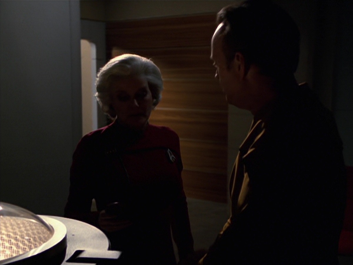 extant_StarTrek_VOY_7x25_7x26-Endgame_1133.jpg