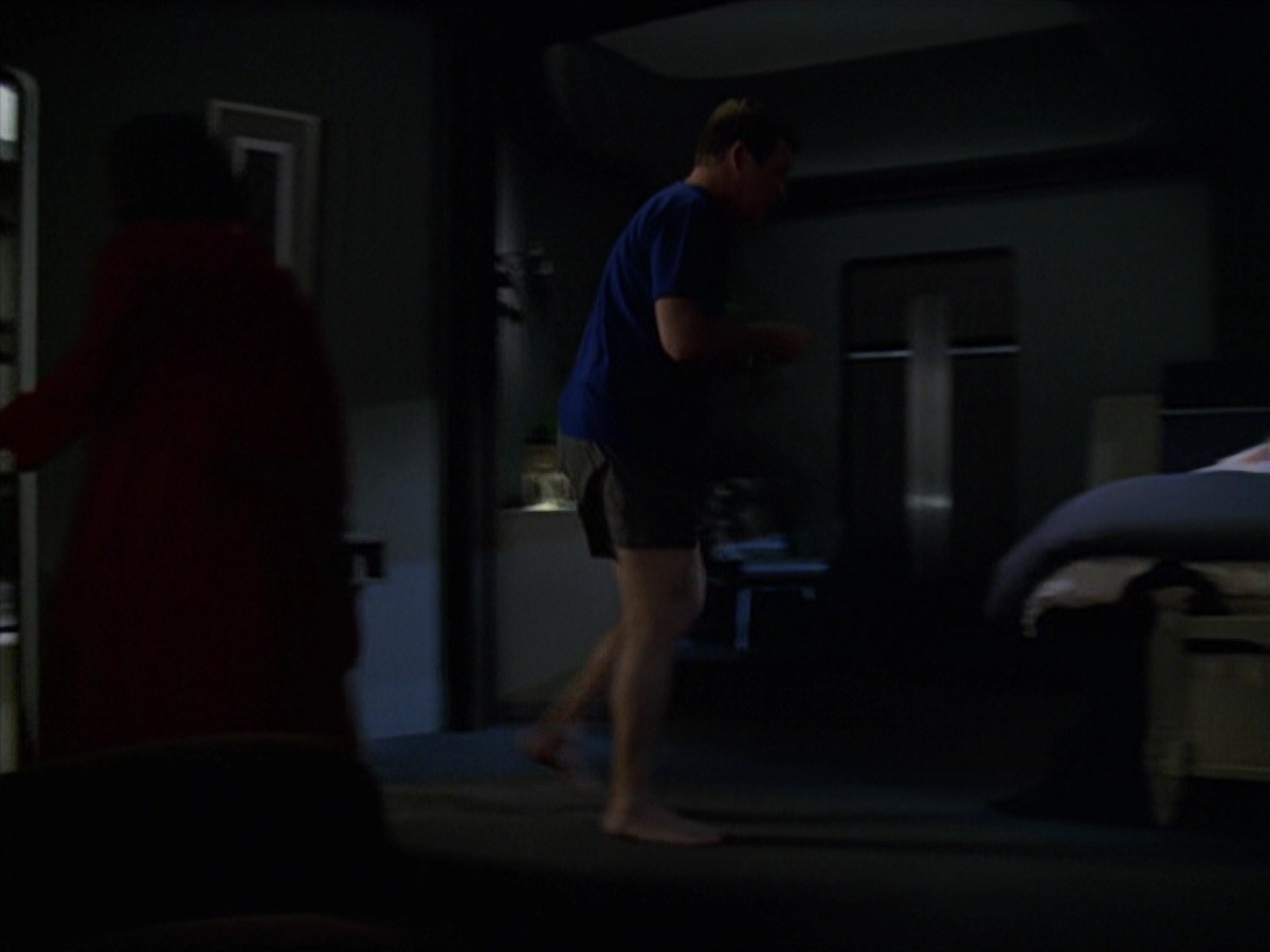 extant_StarTrek_VOY_7x25_7x26-Endgame_1309.jpg