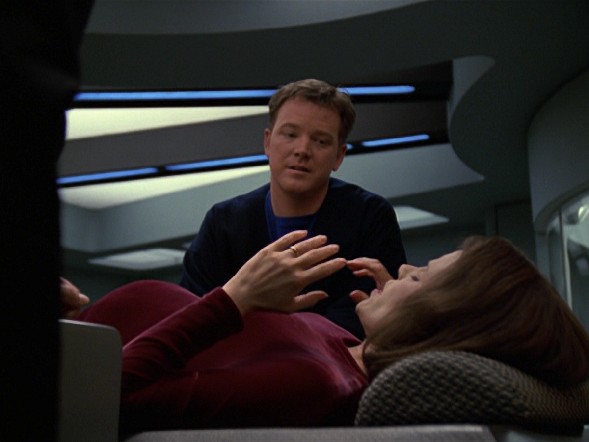 extant_StarTrek_VOY_7x25_7x26-Endgame_1349.jpg