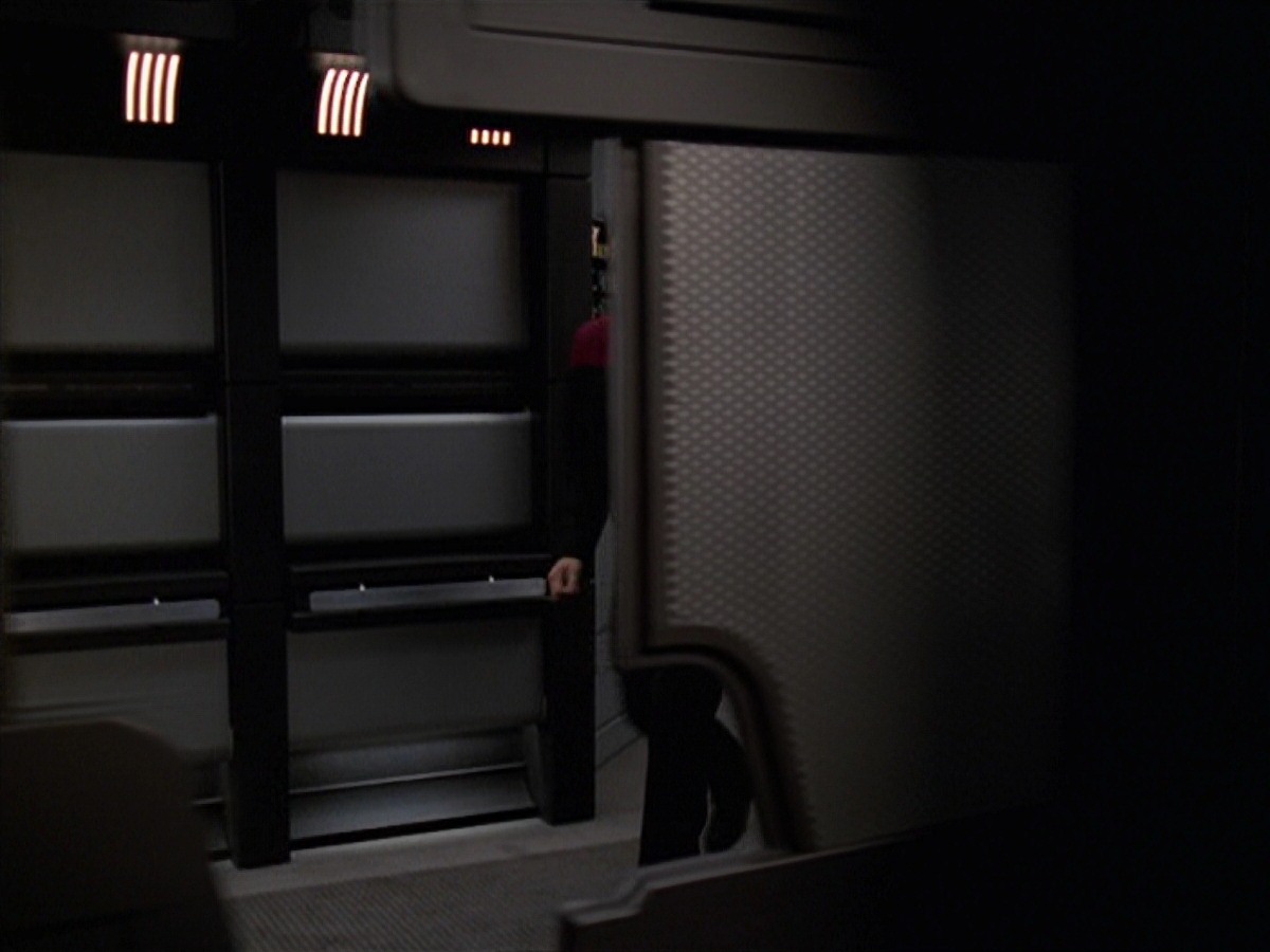 extant_StarTrek_VOY_7x25_7x26-Endgame_1449.jpg