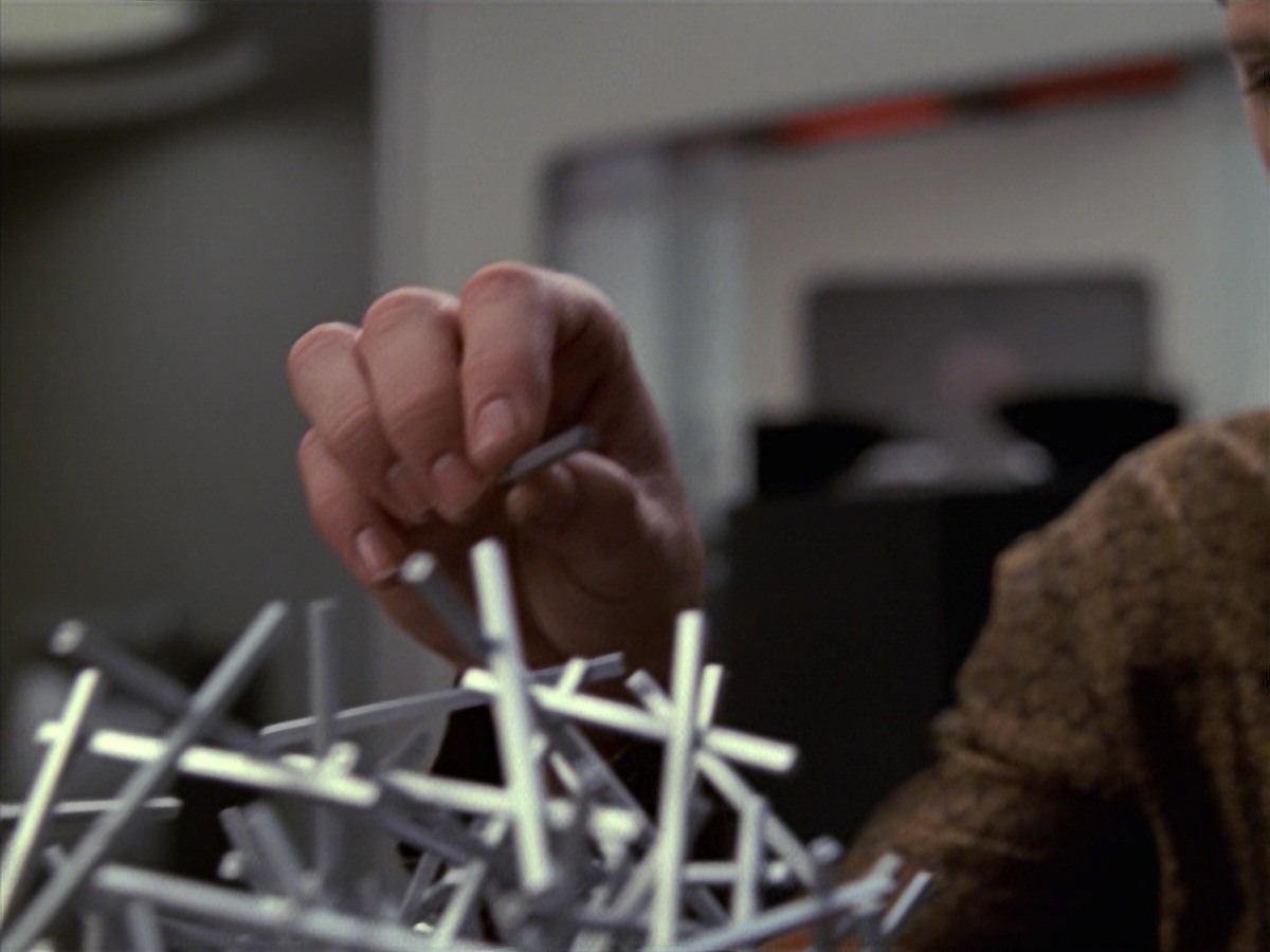 extant_StarTrek_VOY_7x25_7x26-Endgame_1503.jpg