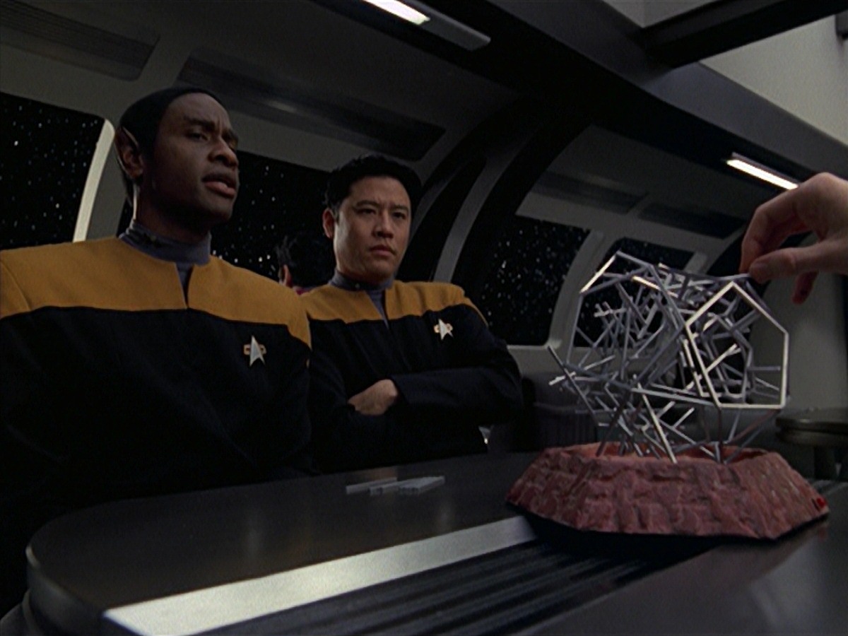 extant_StarTrek_VOY_7x25_7x26-Endgame_1561.jpg