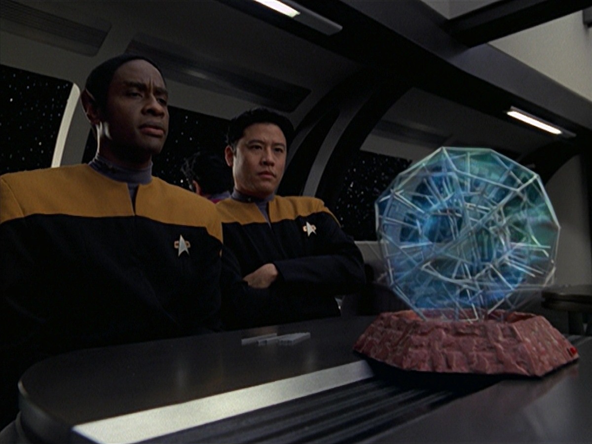 extant_StarTrek_VOY_7x25_7x26-Endgame_1563.jpg