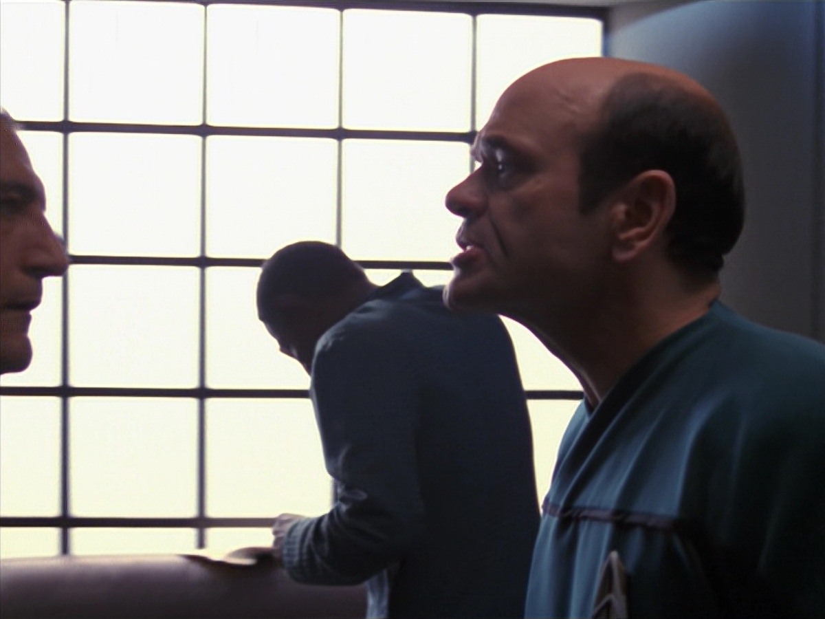 extant_StarTrek_VOY_7x25_7x26-Endgame_1878.jpg
