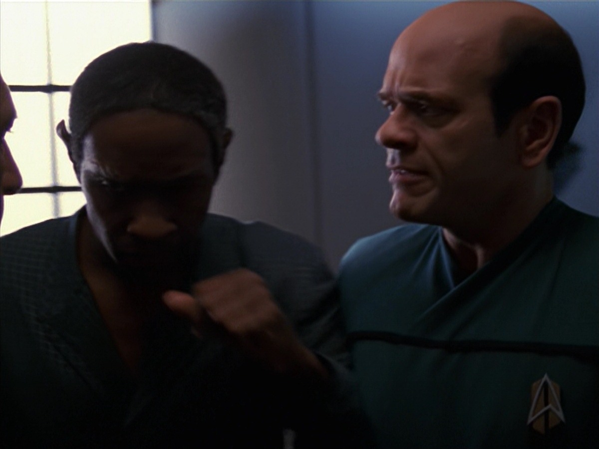 extant_StarTrek_VOY_7x25_7x26-Endgame_1909.jpg