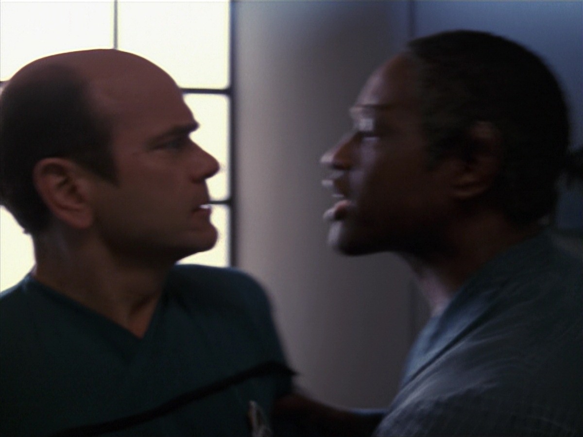 extant_StarTrek_VOY_7x25_7x26-Endgame_1946.jpg