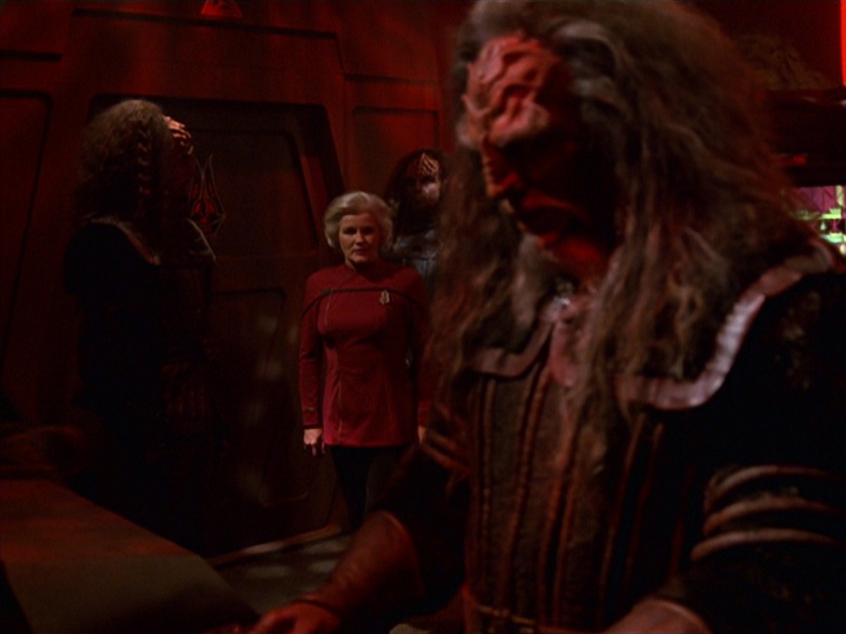 extant_StarTrek_VOY_7x25_7x26-Endgame_2294.jpg