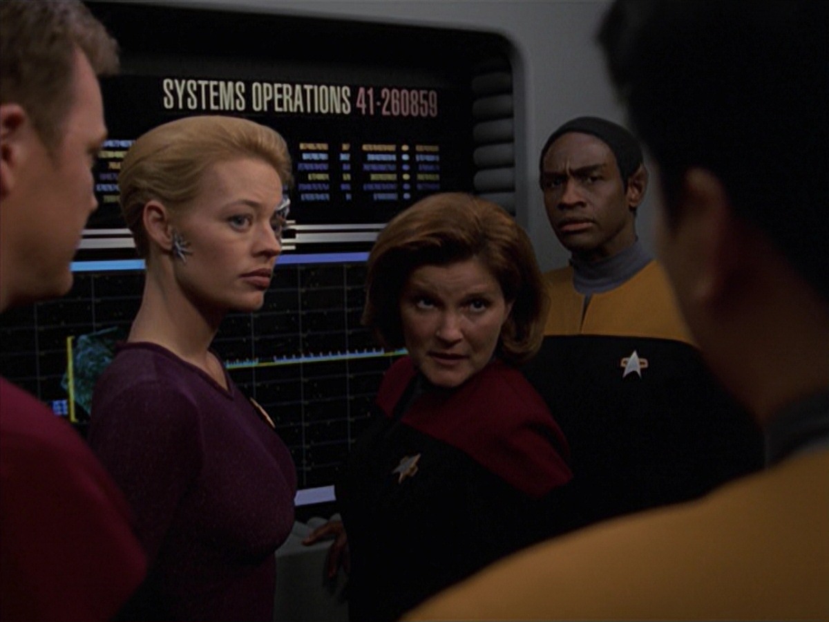 extant_StarTrek_VOY_7x25_7x26-Endgame_2550.jpg