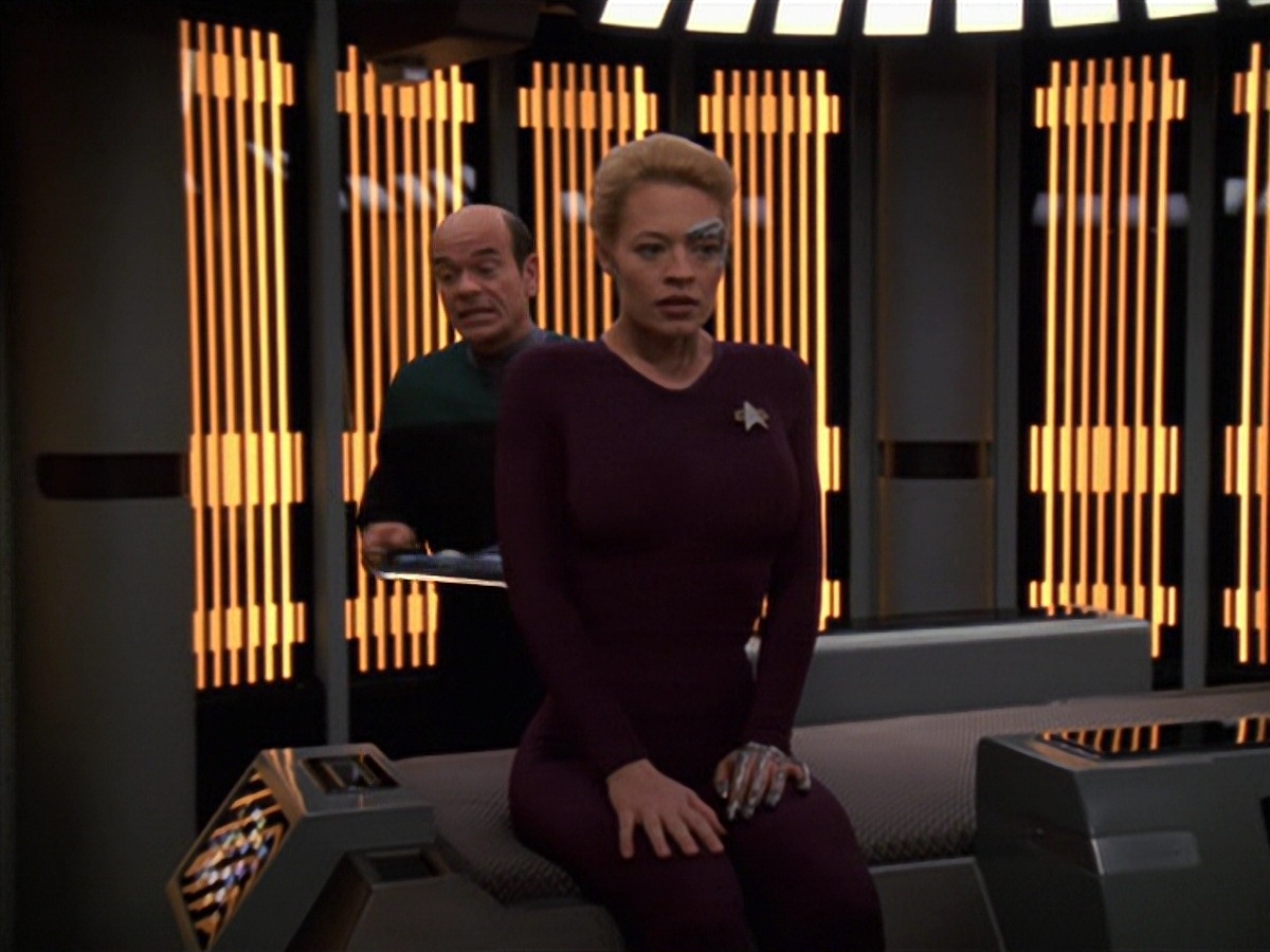 extant_StarTrek_VOY_7x25_7x26-Endgame_2716.jpg