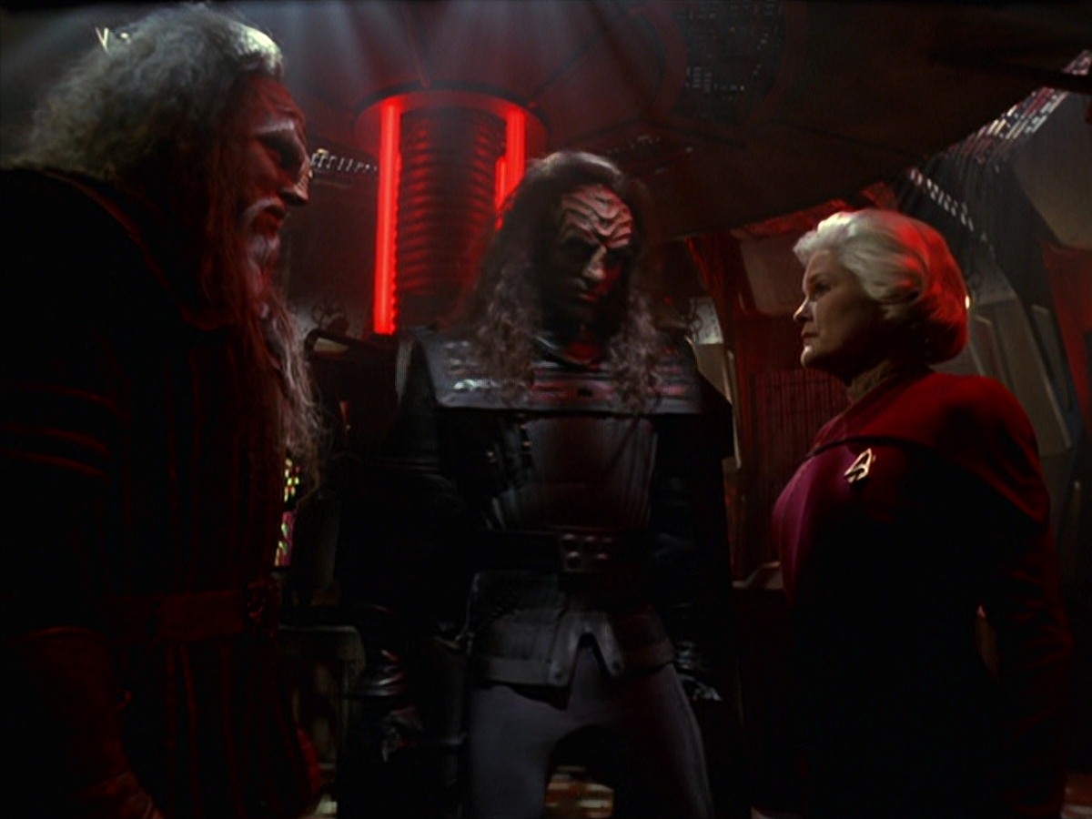 extant_StarTrek_VOY_7x25_7x26-Endgame_2924.jpg