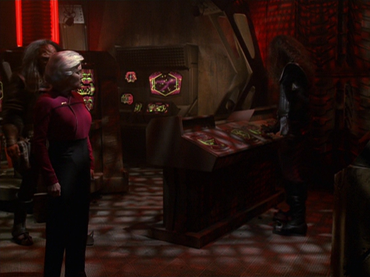 extant_StarTrek_VOY_7x25_7x26-Endgame_2931.jpg