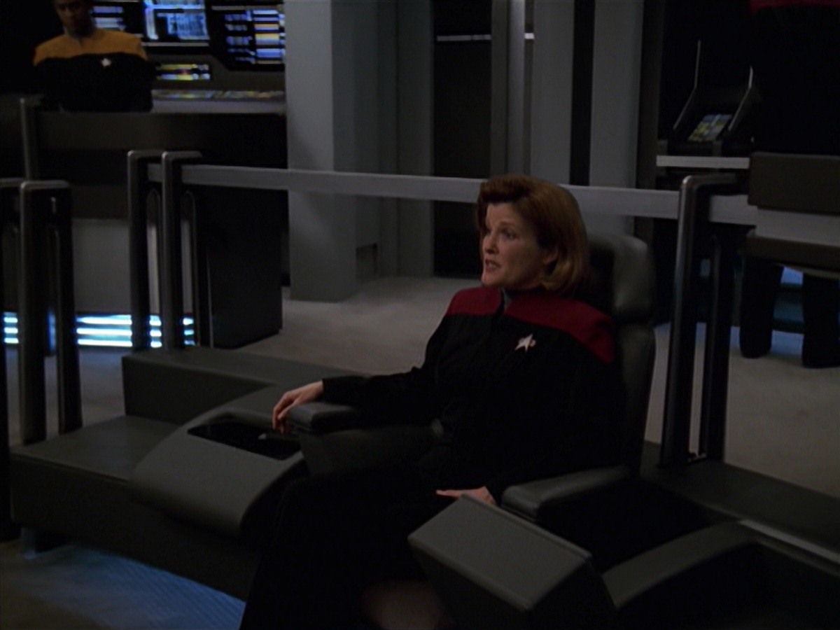 extant_StarTrek_VOY_7x25_7x26-Endgame_3354.jpg
