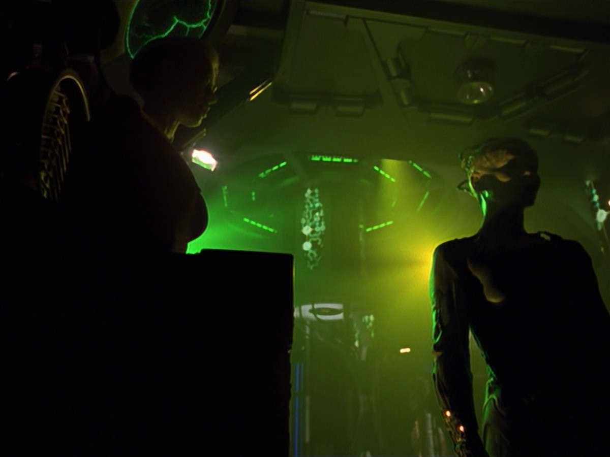 extant_StarTrek_VOY_7x25_7x26-Endgame_4283.jpg
