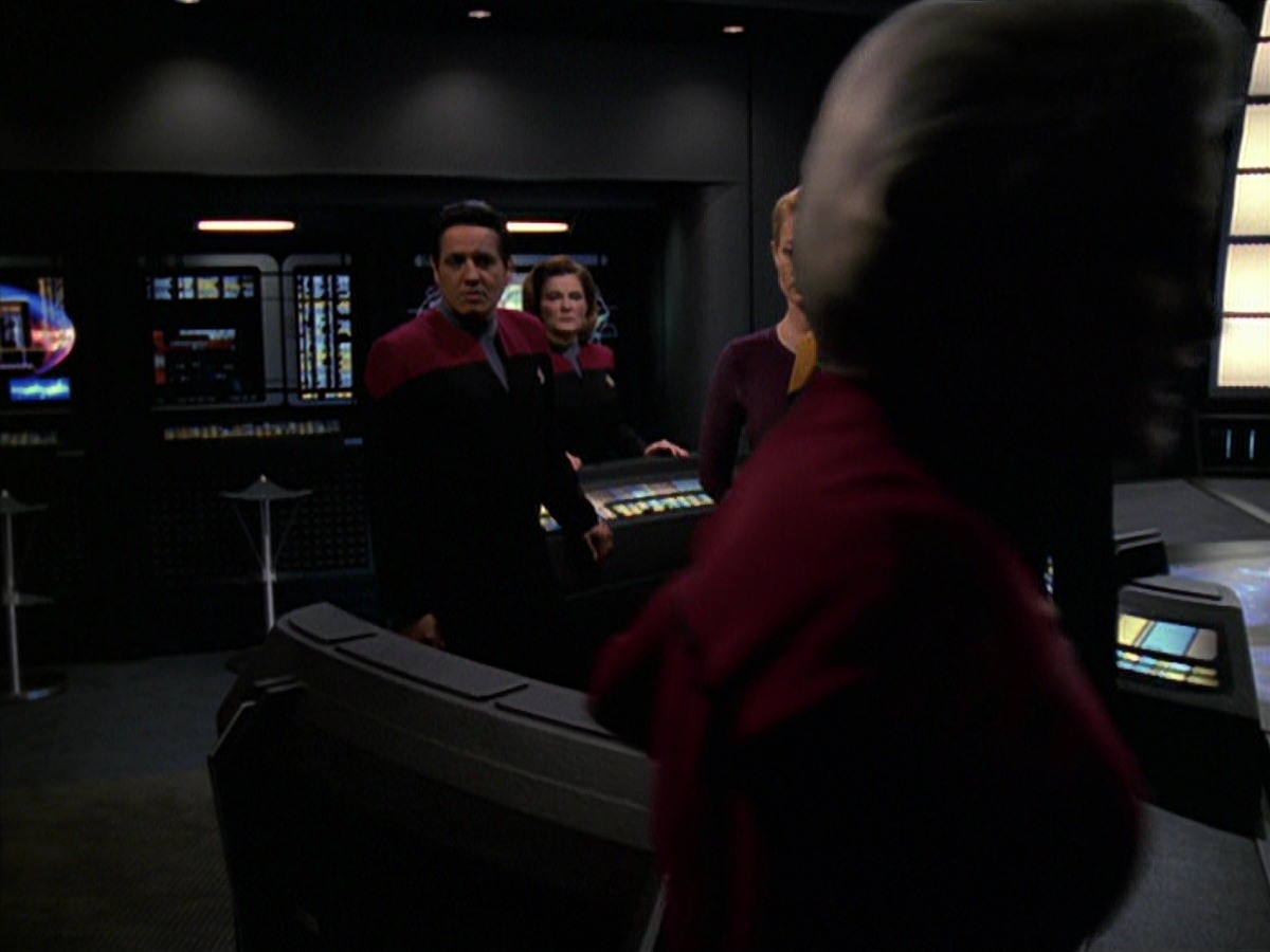 extant_StarTrek_VOY_7x25_7x26-Endgame_5081.jpg
