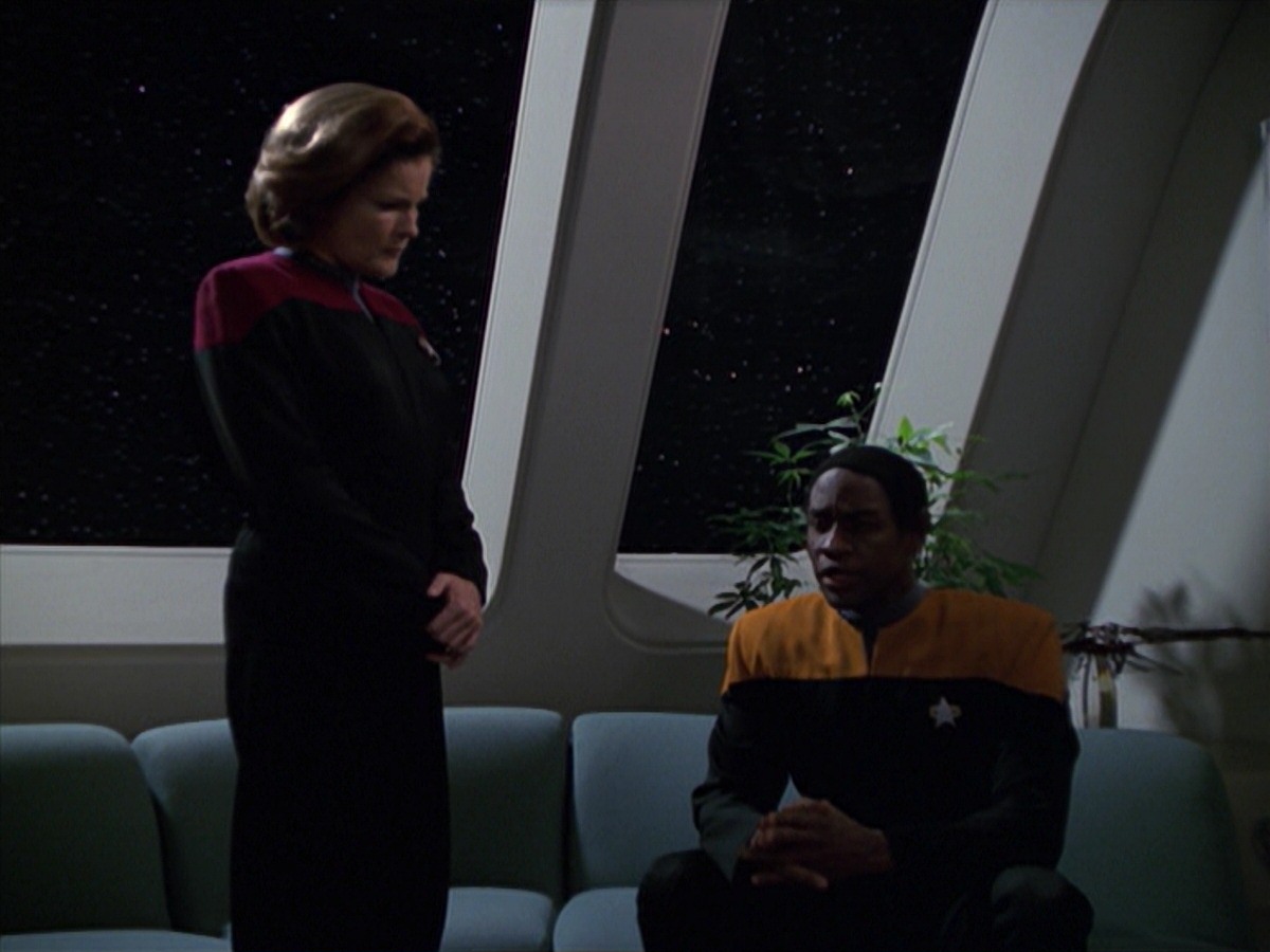 extant_StarTrek_VOY_7x25_7x26-Endgame_5325.jpg