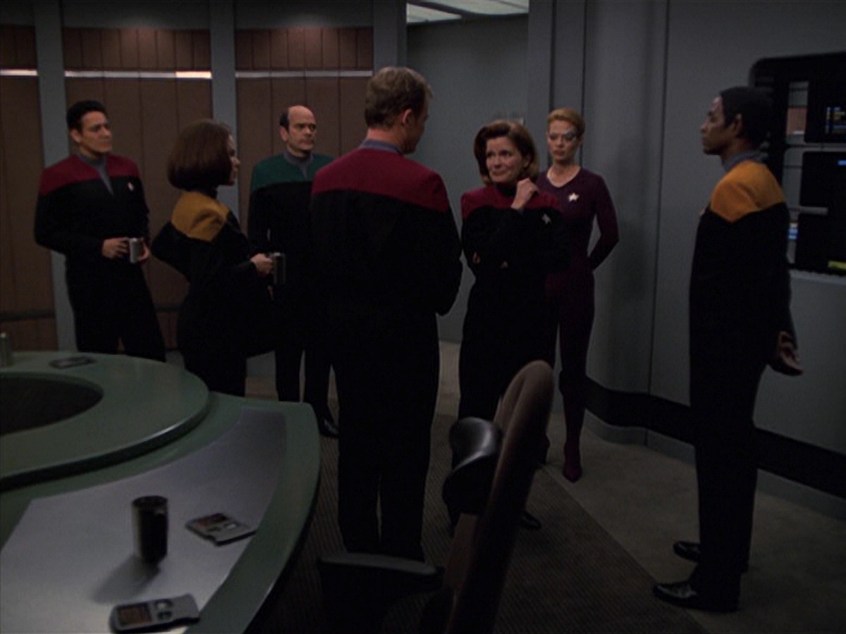 extant_StarTrek_VOY_7x25_7x26-Endgame_5555.jpg