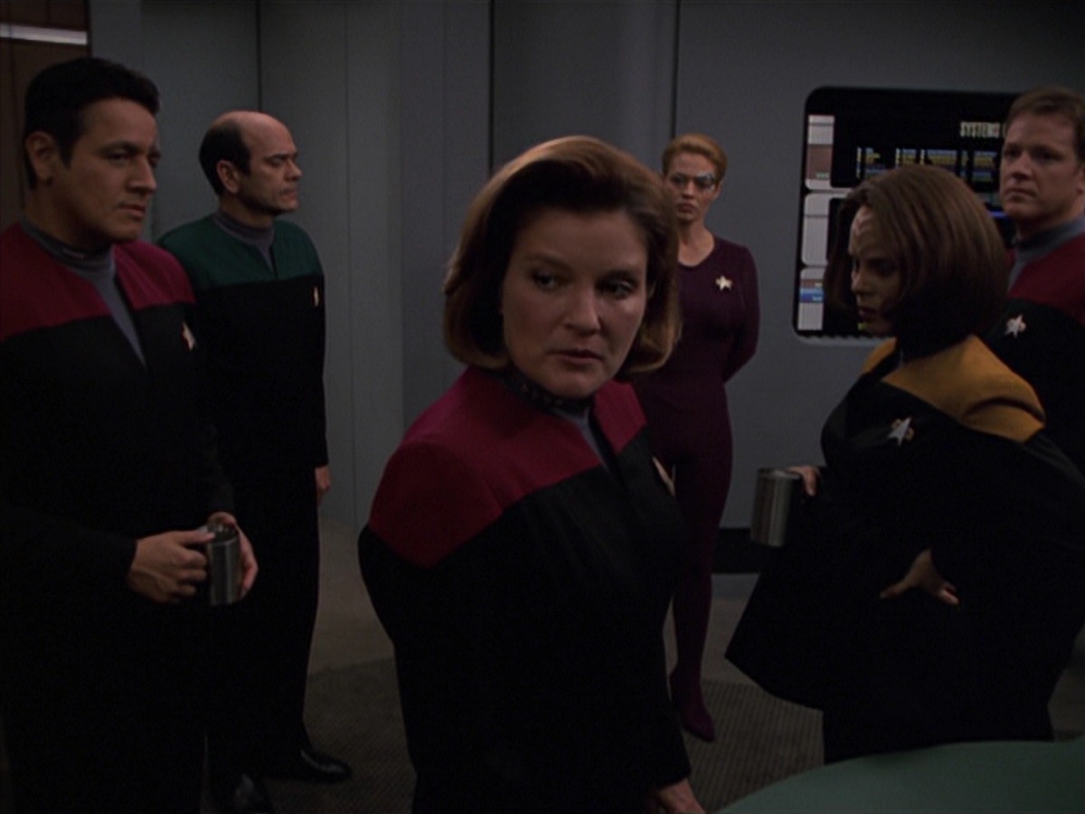 extant_StarTrek_VOY_7x25_7x26-Endgame_5595.jpg