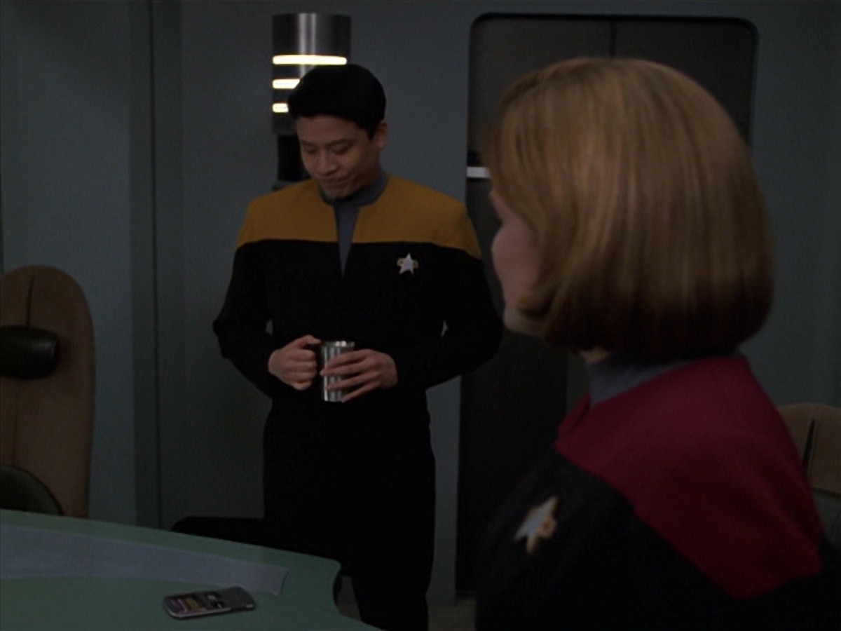 extant_StarTrek_VOY_7x25_7x26-Endgame_5618.jpg