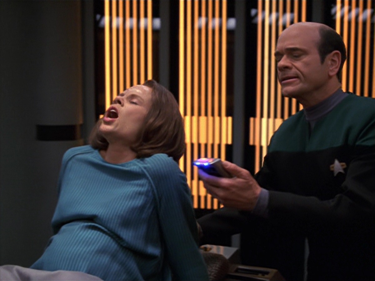 extant_StarTrek_VOY_7x25_7x26-Endgame_6162.jpg