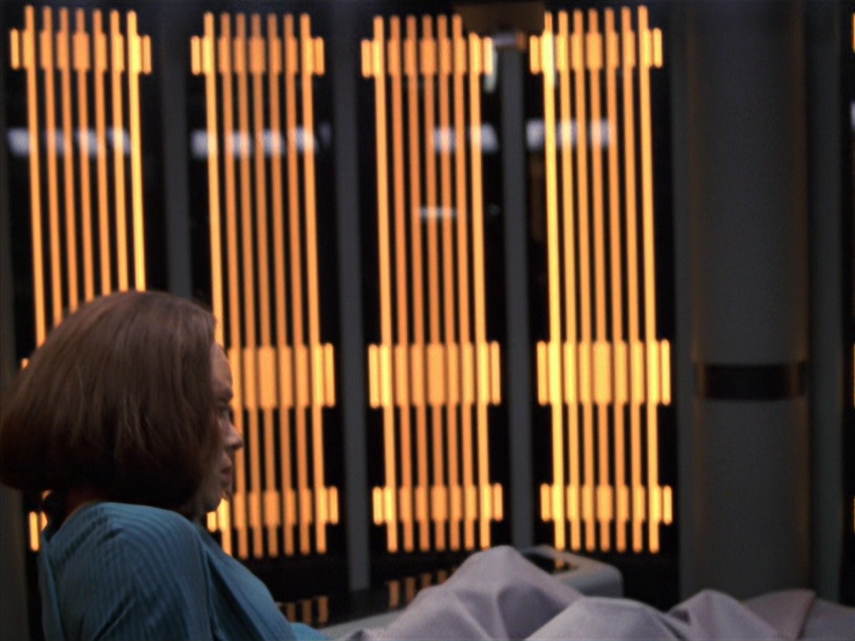 extant_StarTrek_VOY_7x25_7x26-Endgame_6209.jpg