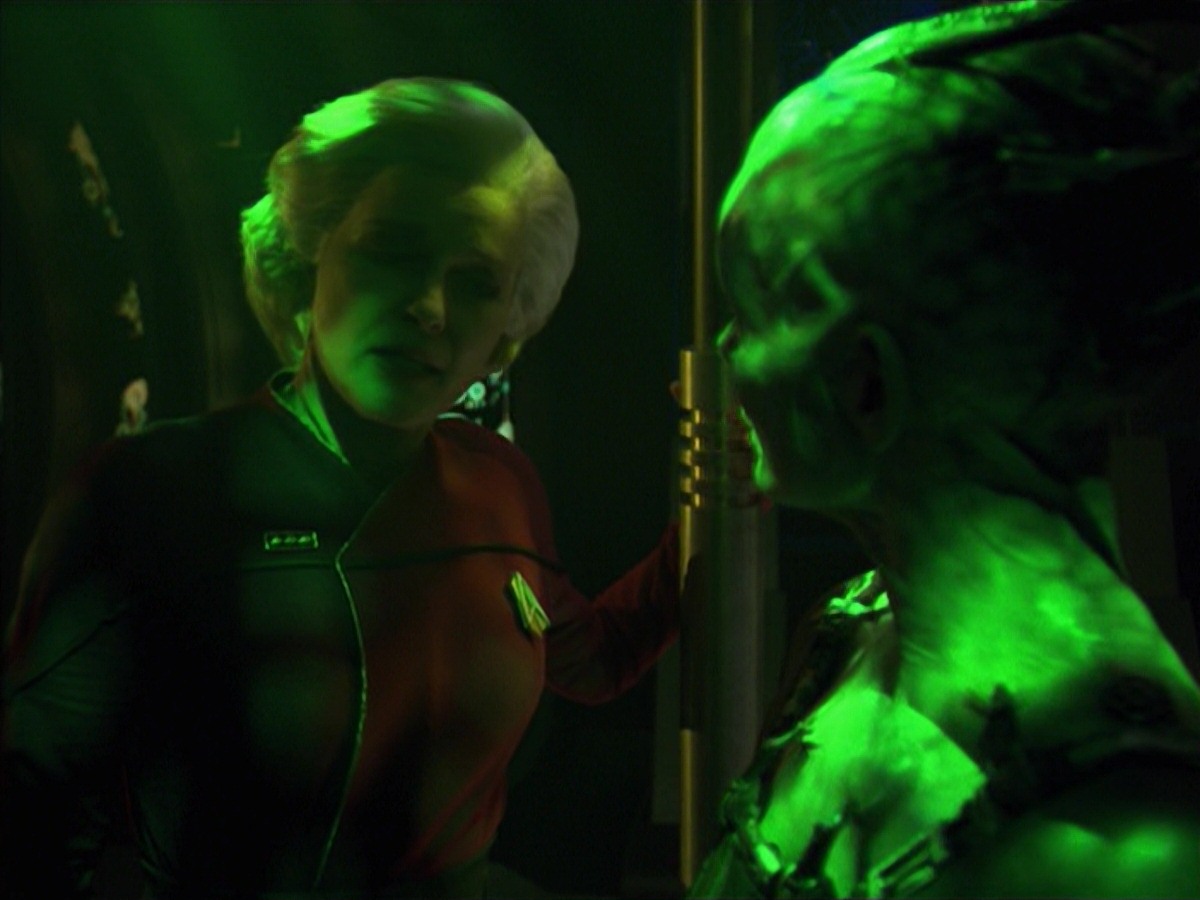 extant_StarTrek_VOY_7x25_7x26-Endgame_6380.jpg