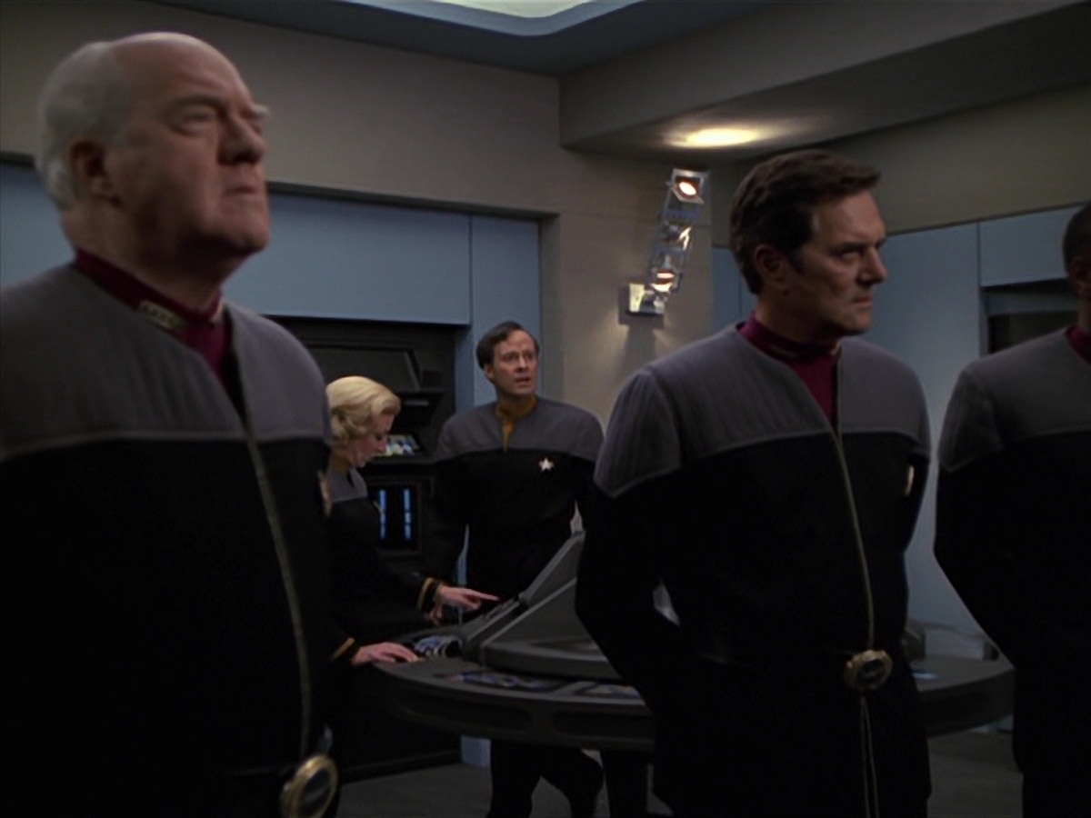 extant_StarTrek_VOY_7x25_7x26-Endgame_6935.jpg