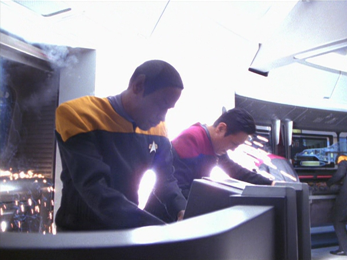 extant_StarTrek_VOY_7x25_7x26-Endgame_6966.jpg