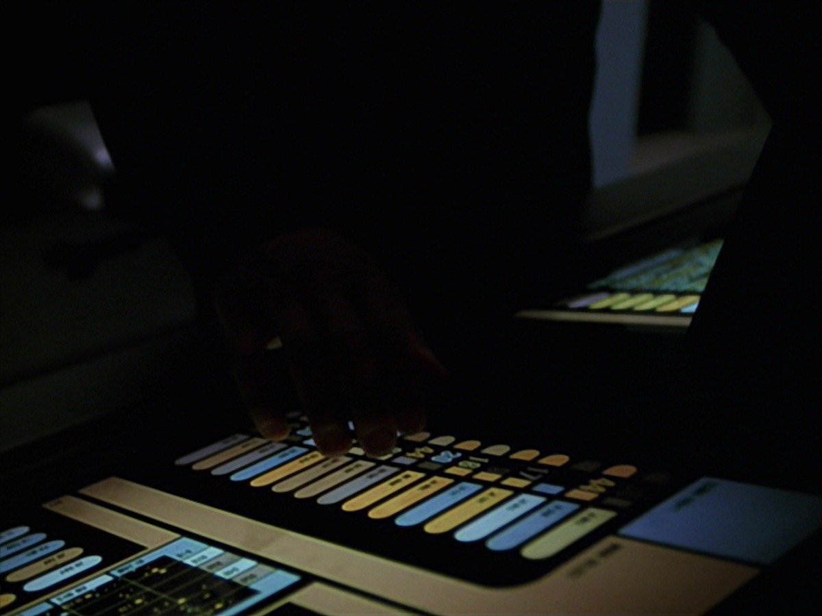 extant_StarTrek_VOY_7x25_7x26-Endgame_7074.jpg