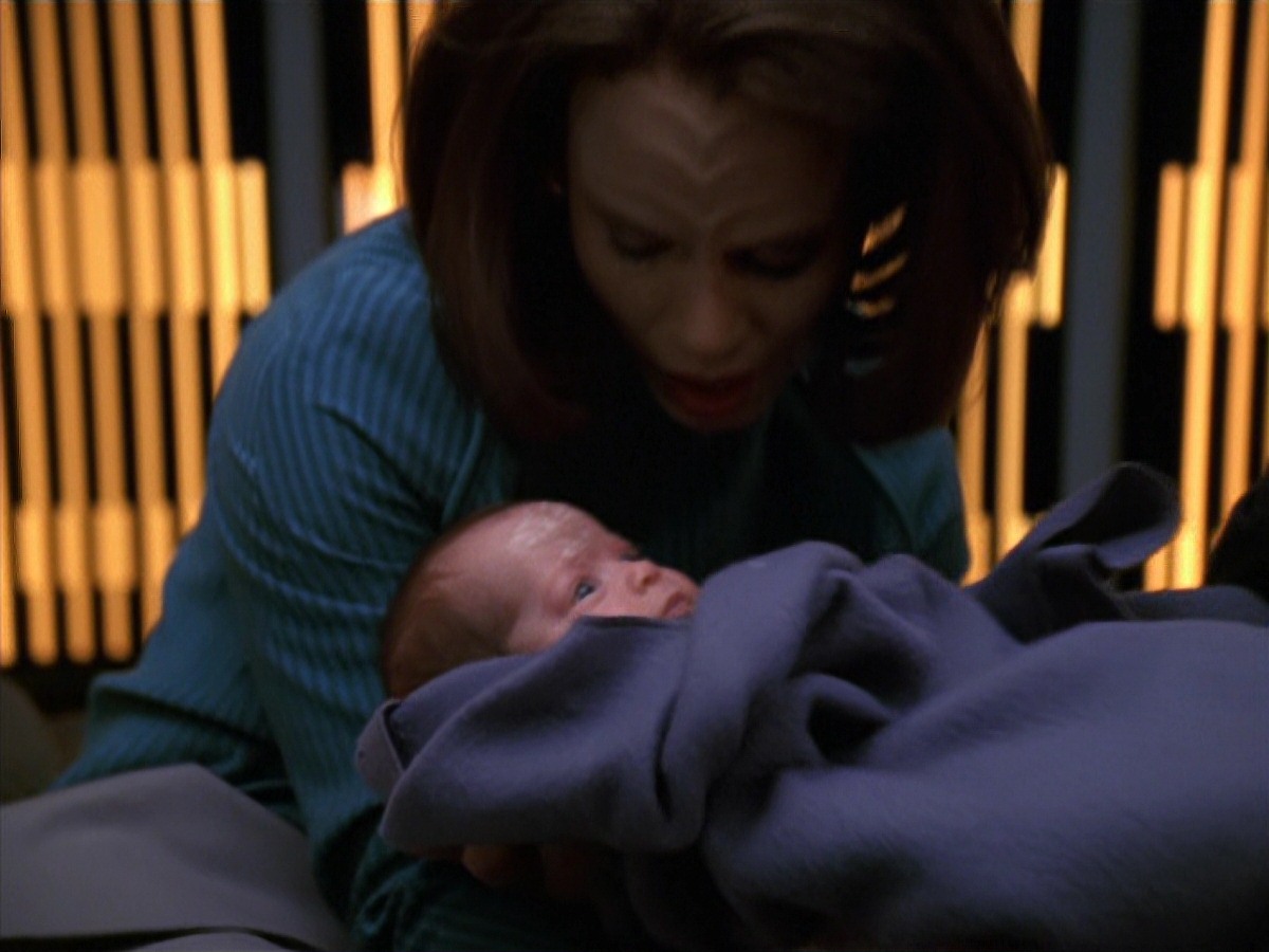 extant_StarTrek_VOY_7x25_7x26-Endgame_7172.jpg