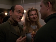 Filename=extant_StarTrek_VOY_7x25_7x26-Endgame_0425.jpg
Filesize=137KiB
Dimensions=1200x900
Date added=Jan 16, 2020 extant_StarTrek_VOY_7x25_7x26-Endgame_0425.jpg