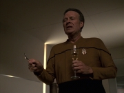 Filename=extant_StarTrek_VOY_7x25_7x26-Endgame_0517.jpg
Filesize=120KiB
Dimensions=1200x900
Date added=Jan 16, 2020 extant_StarTrek_VOY_7x25_7x26-Endgame_0517.jpg