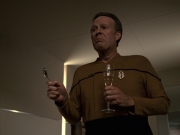Filename=extant_StarTrek_VOY_7x25_7x26-Endgame_0519.jpg
Filesize=118KiB
Dimensions=1200x900
Date added=Jan 16, 2020 extant_StarTrek_VOY_7x25_7x26-Endgame_0519.jpg