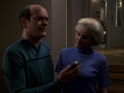 Filename=extant_StarTrek_VOY_7x25_7x26-Endgame_1018.jpg
Filesize=123KiB
Dimensions=1200x900
Date added=Jan 16, 2020 extant_StarTrek_VOY_7x25_7x26-Endgame_1018.jpg