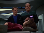 Filename=extant_StarTrek_VOY_7x25_7x26-Endgame_1326.jpg
Filesize=147KiB
Dimensions=1200x900
Date added=Jan 16, 2020 extant_StarTrek_VOY_7x25_7x26-Endgame_1326.jpg