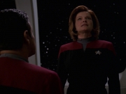 Filename=extant_StarTrek_VOY_7x25_7x26-Endgame_1377.jpg
Filesize=90KiB
Dimensions=1200x900
Date added=Jan 16, 2020 extant_StarTrek_VOY_7x25_7x26-Endgame_1377.jpg