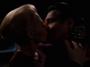 Filename=extant_StarTrek_VOY_7x25_7x26-Endgame_3278.jpg
Filesize=83KiB
Dimensions=1200x900
Date added=Jan 16, 2020 extant_StarTrek_VOY_7x25_7x26-Endgame_3278.jpg