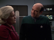 extant_StarTrek_VOY_7x25_7x26-Endgame_4036.jpg