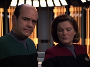 Filename=extant_StarTrek_VOY_7x25_7x26-Endgame_4102.jpg
Filesize=158KiB
Dimensions=1200x900
Date added=Jan 16, 2020 extant_StarTrek_VOY_7x25_7x26-Endgame_4102.jpg