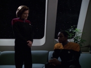 Filename=extant_StarTrek_VOY_7x25_7x26-Endgame_5332.jpg
Filesize=135KiB
Dimensions=1200x900
Date added=Jan 16, 2020 extant_StarTrek_VOY_7x25_7x26-Endgame_5332.jpg