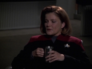 Filename=extant_StarTrek_VOY_7x25_7x26-Endgame_5759.jpg
Filesize=106KiB
Dimensions=1200x900
Date added=Jan 16, 2020 extant_StarTrek_VOY_7x25_7x26-Endgame_5759.jpg