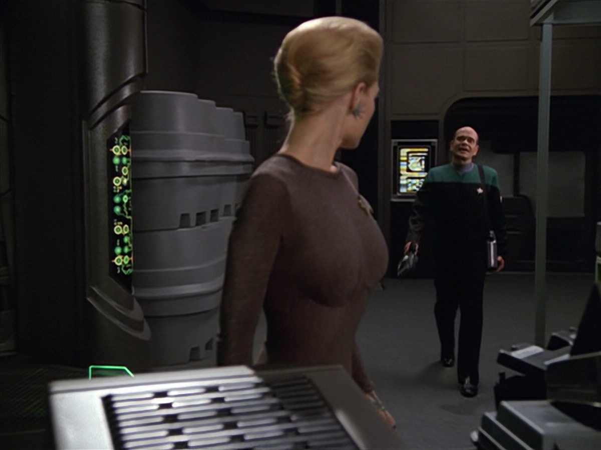 extant_StarTrek_VOY_5x02-Drone_00030.jpg