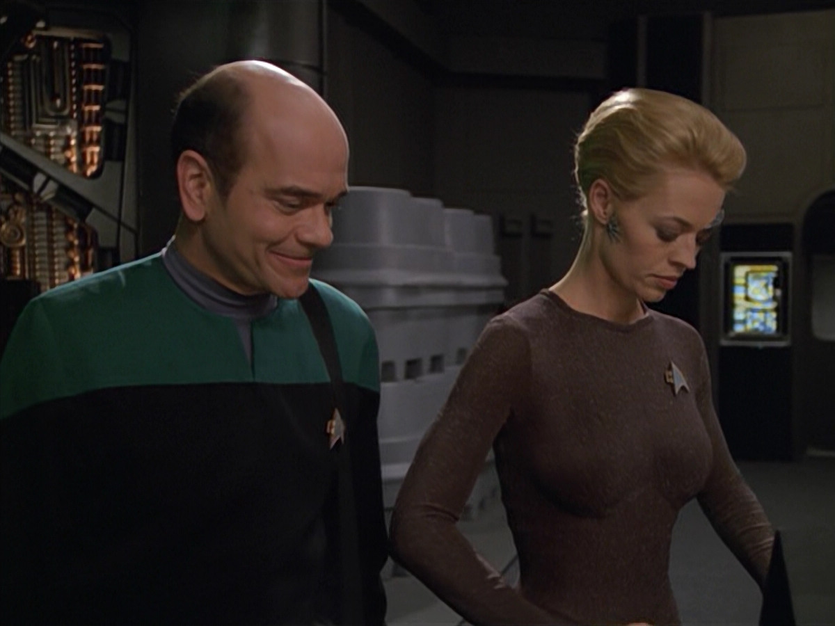 extant_StarTrek_VOY_5x02-Drone_00055.jpg