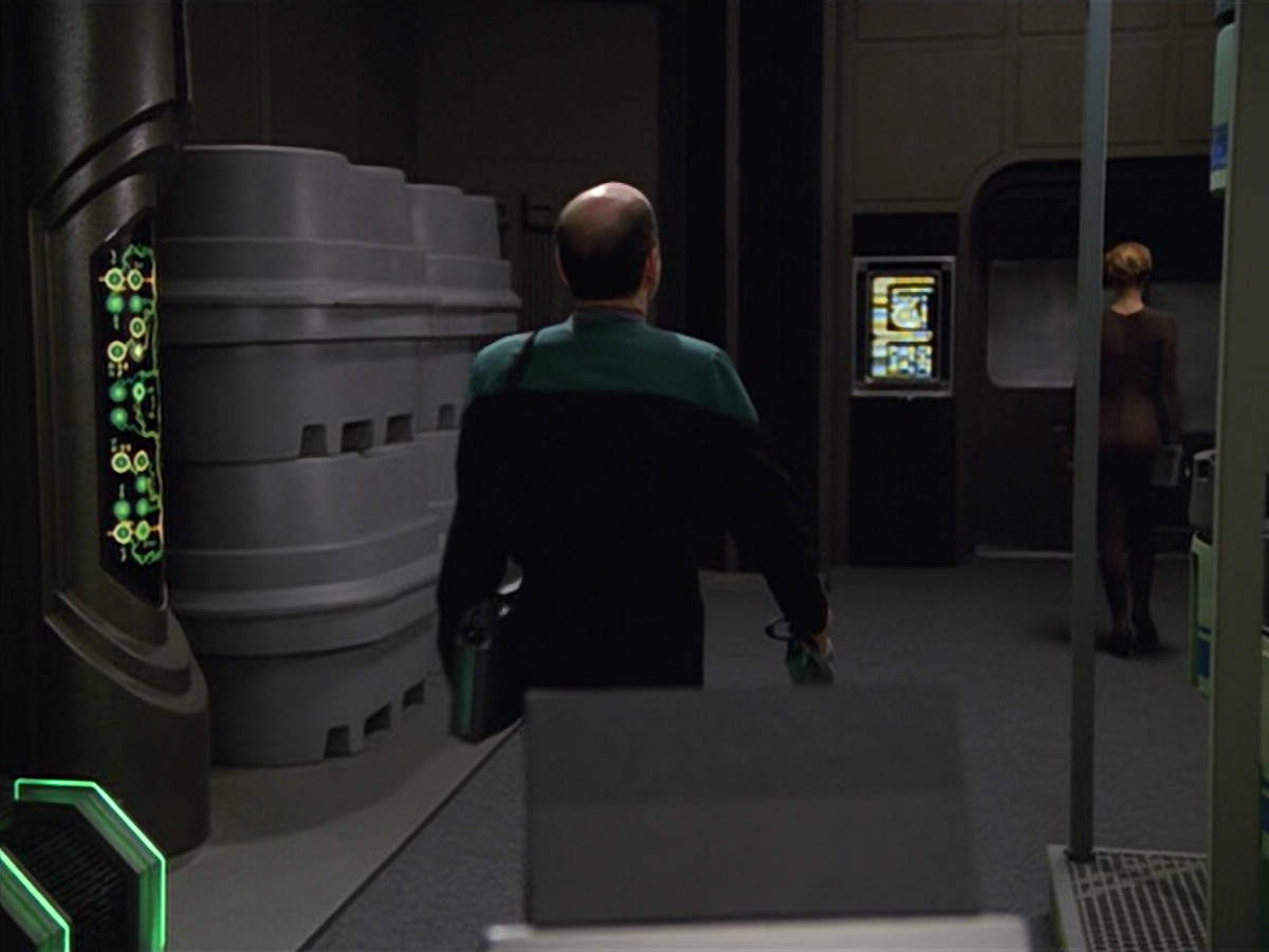 extant_StarTrek_VOY_5x02-Drone_00068.jpg