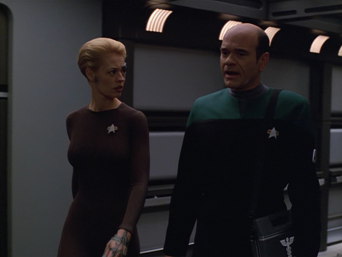 extant_StarTrek_VOY_5x02-Drone_00080.jpg