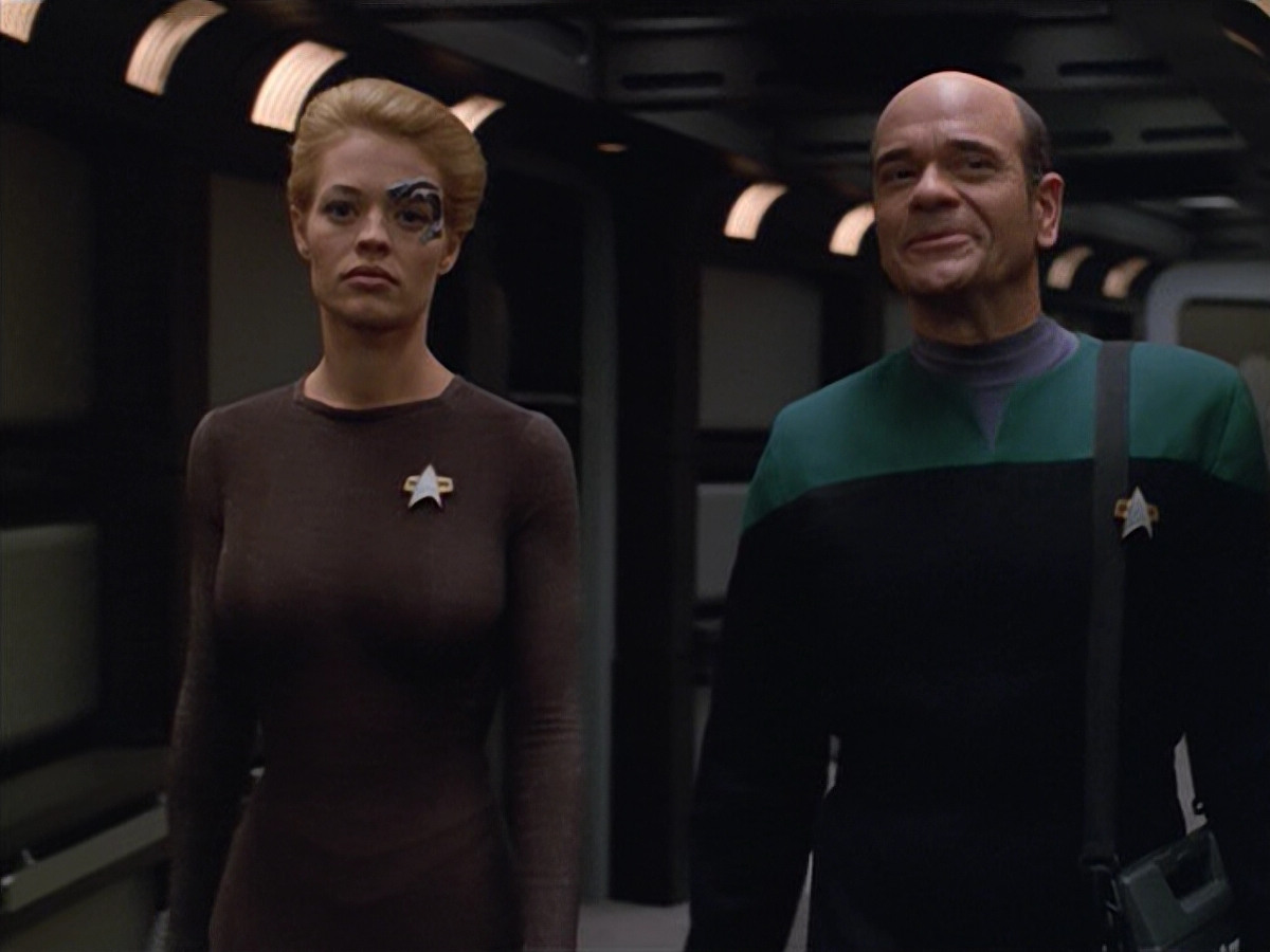 extant_StarTrek_VOY_5x02-Drone_00092.jpg