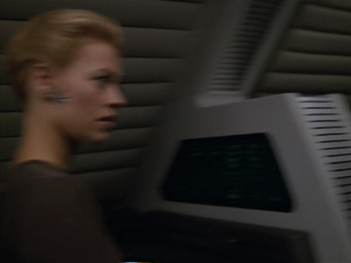 extant_StarTrek_VOY_5x02-Drone_00152.jpg